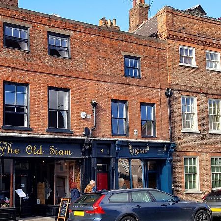 Maison Parfaite Yo1 - Exquisite 400 Year Old, City Centre Townhouse 约克 外观 照片