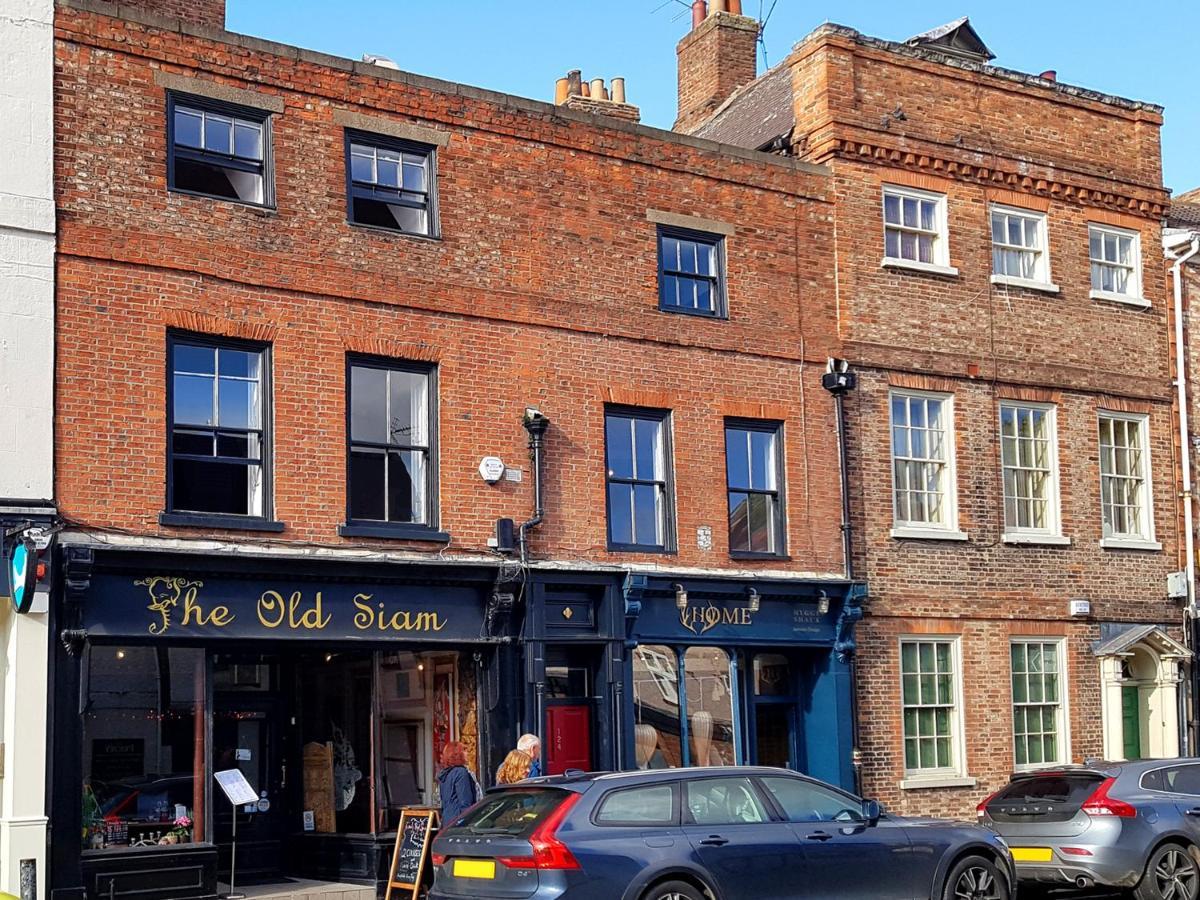 Maison Parfaite Yo1 - Exquisite 400 Year Old, City Centre Townhouse 约克 外观 照片
