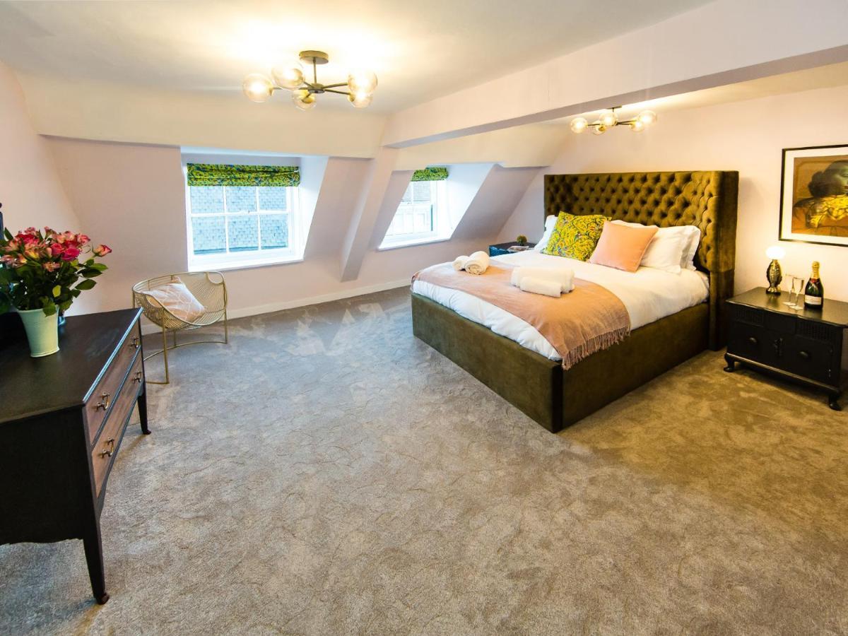 Maison Parfaite Yo1 - Exquisite 400 Year Old, City Centre Townhouse 约克 外观 照片