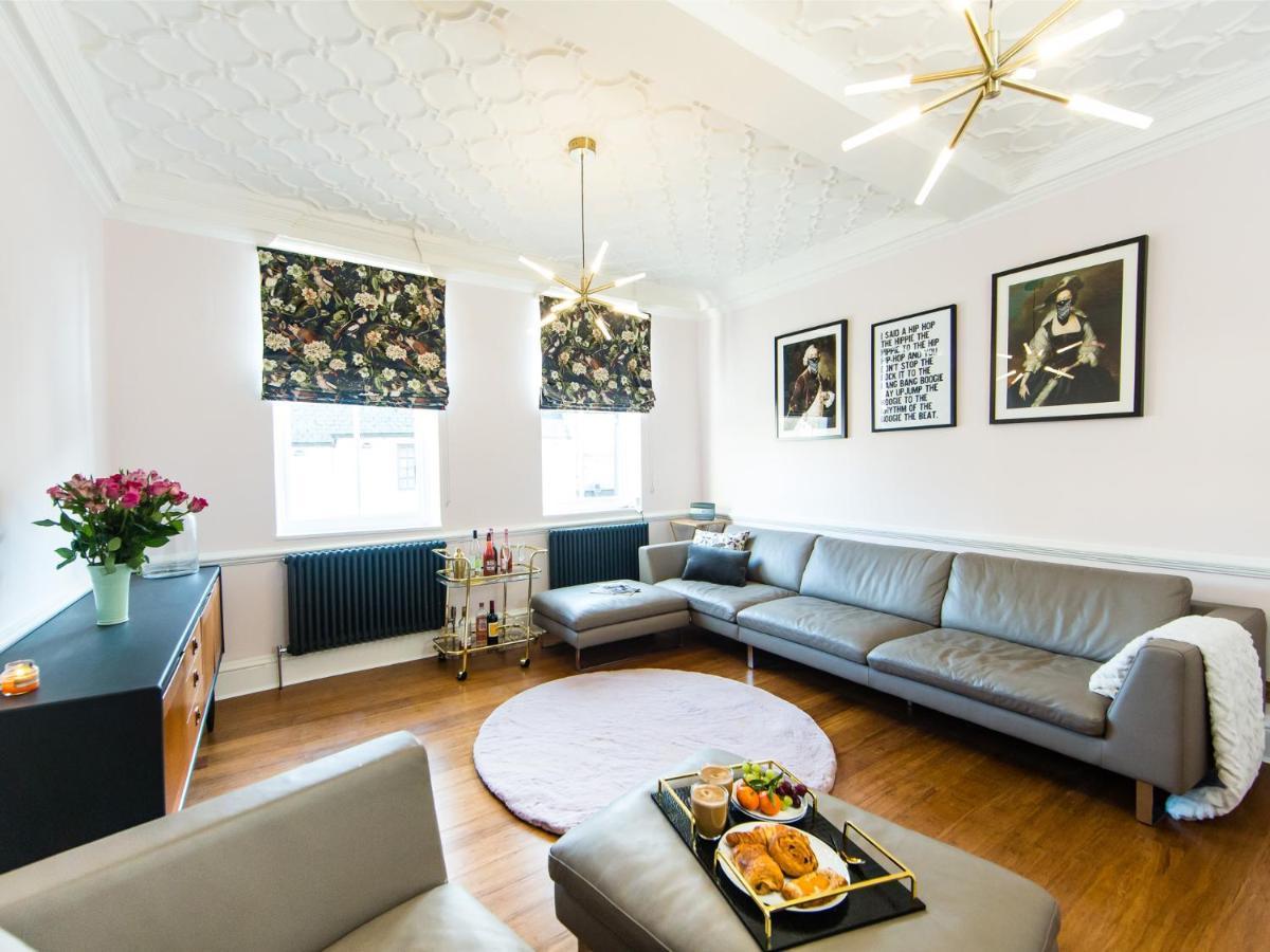 Maison Parfaite Yo1 - Exquisite 400 Year Old, City Centre Townhouse 约克 外观 照片